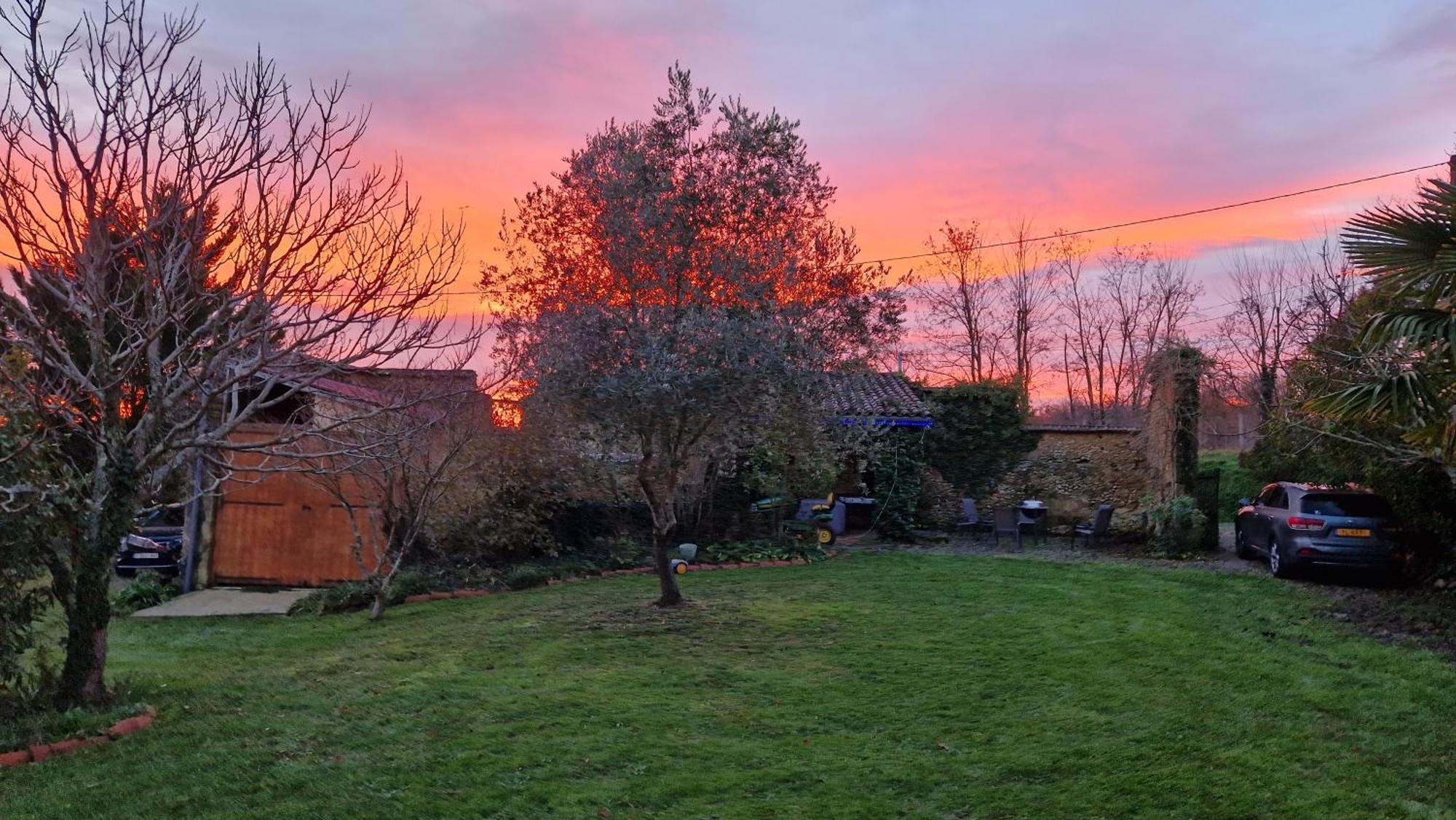 Le Peyroutet Apartment Cazaux-Villecomtal Bagian luar foto